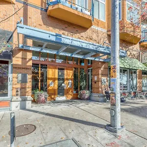 Belltown Court Ii United States